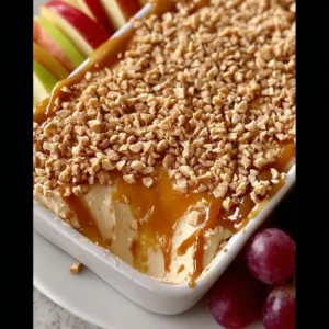 Caramel Apple Cheesecake Dip – Cozy Fall Dessert